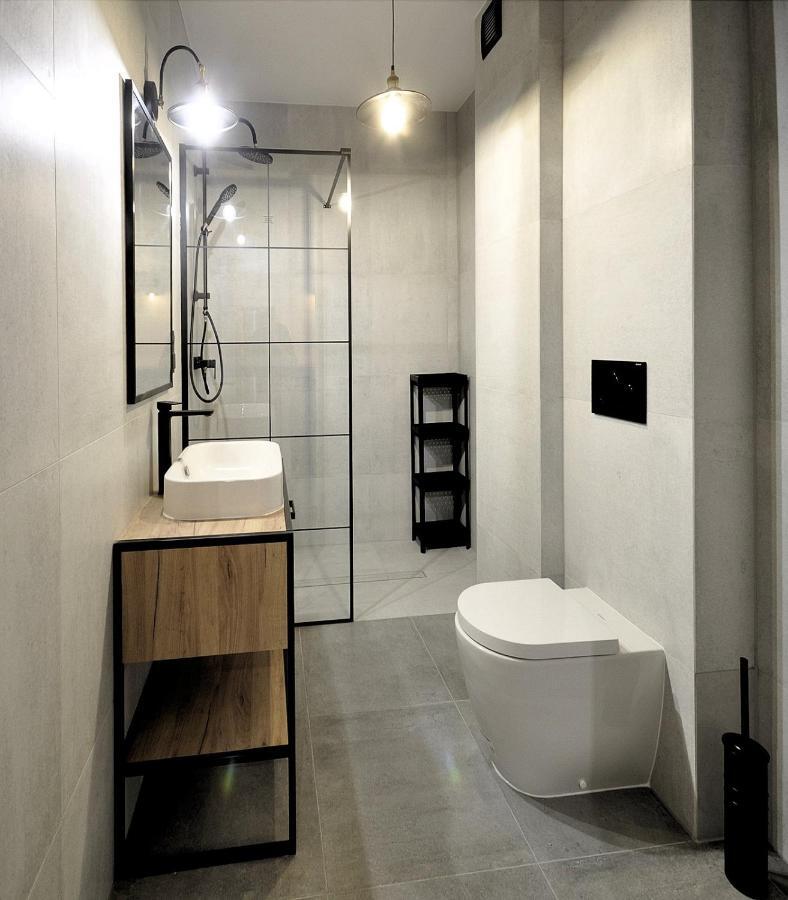 Schindler'S Factory Zablocie Deluxe Apartments Wawelofts Krakow Bagian luar foto